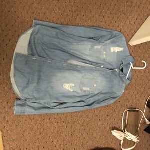 Distress denim collar shirt